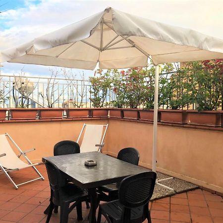 Case Vacanze " Il Duomo" Napoli Dış mekan fotoğraf